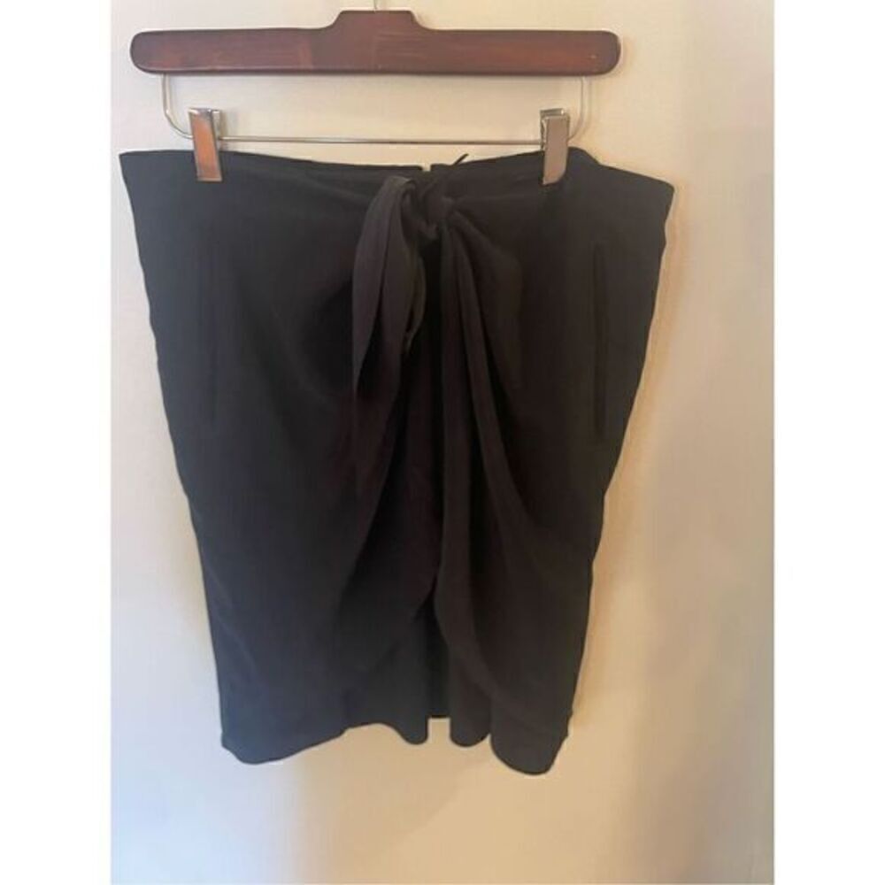 Black Saks 5th Avenue Skirt (SZ 10)